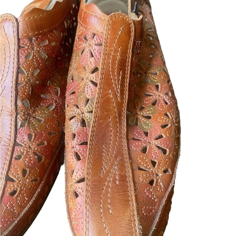 PIKOLINOS Romana Laser Cut Floral Leather Slingbacks I Size: 5.5-6